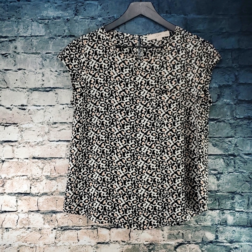 5/$30 🎀 Ann Taylor LOFT | Bold Edgy Leopard Print Career Wear Blouse